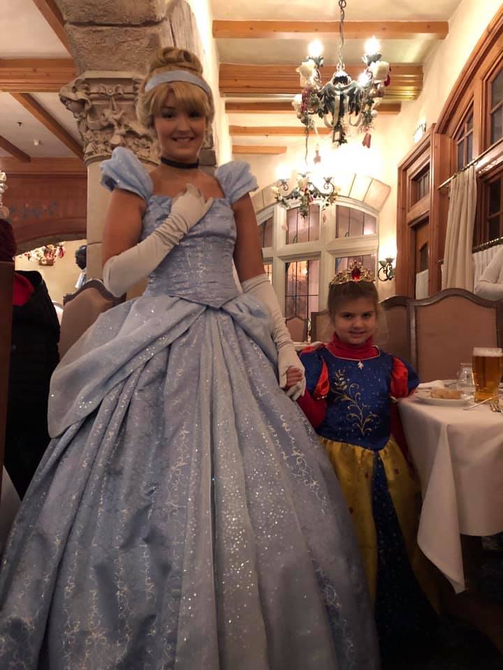 Auberge de cendrillon, mangiare a Disneyland Paris, principesse, trevaligie