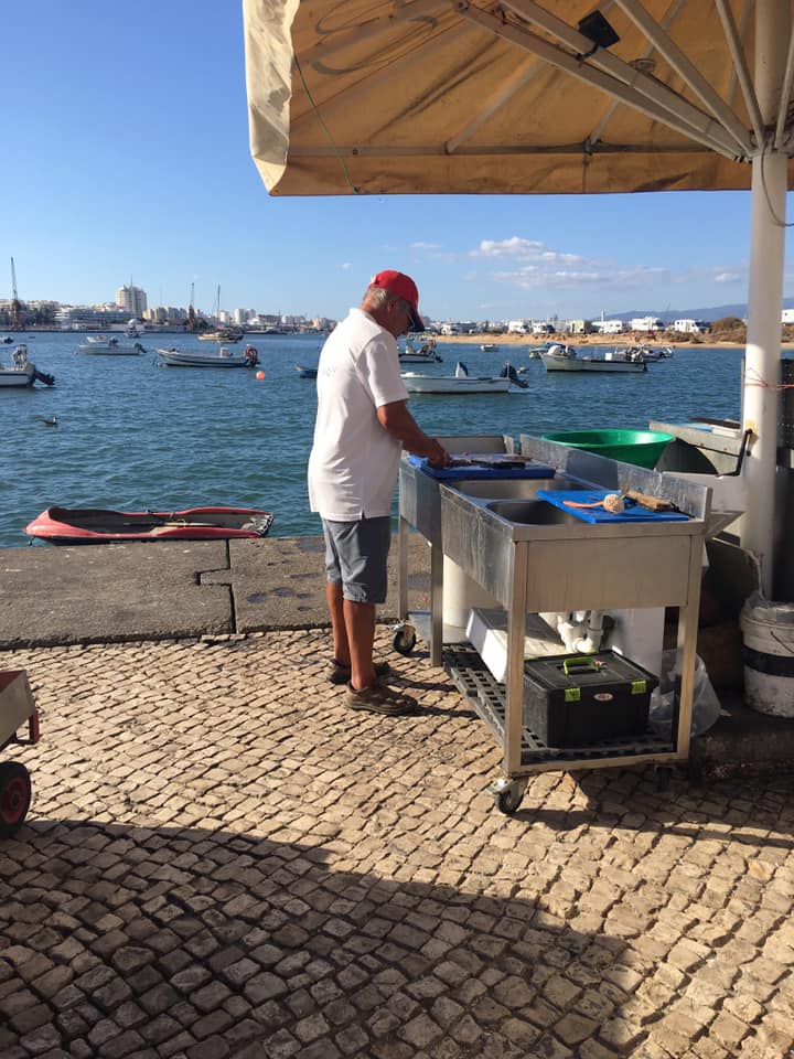 Cosa mangiare in Algarve. Viaggiare on the road in Portogallo. Cosa mangiare in Algarve. Viaggiare on the road in Portogallo.