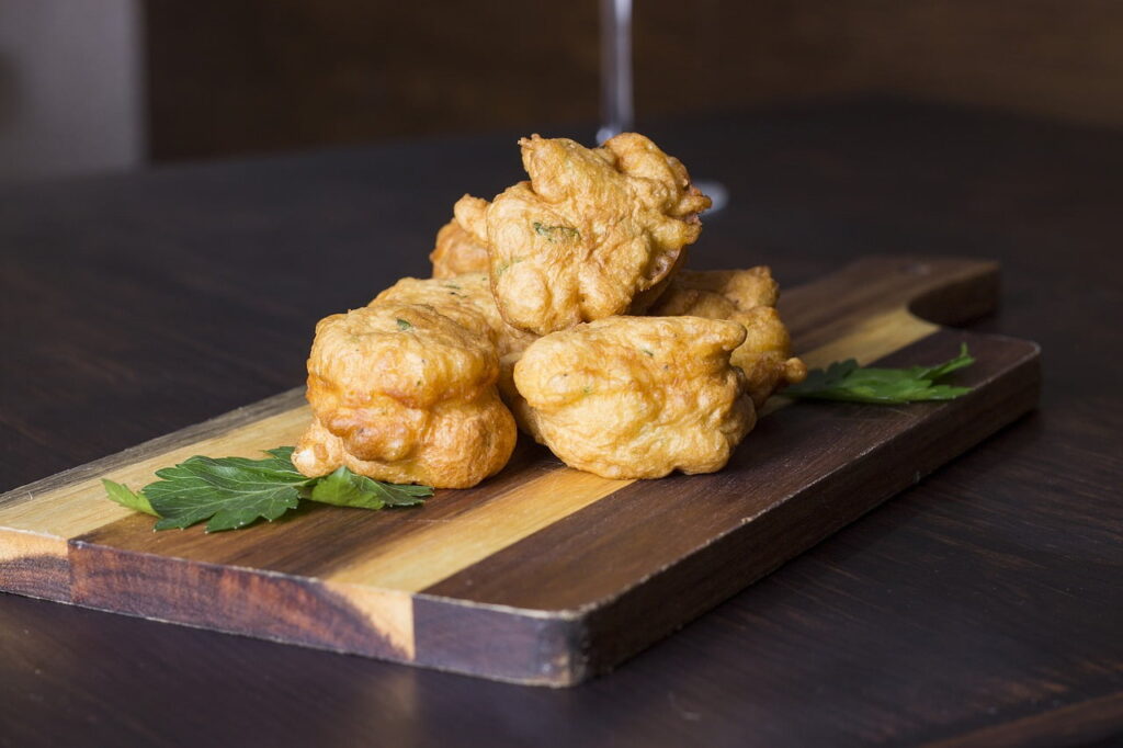 Il baccalà fritto è davvero una portata da provare, soprattutto se accompagnato da una cerveza ghiacciata.