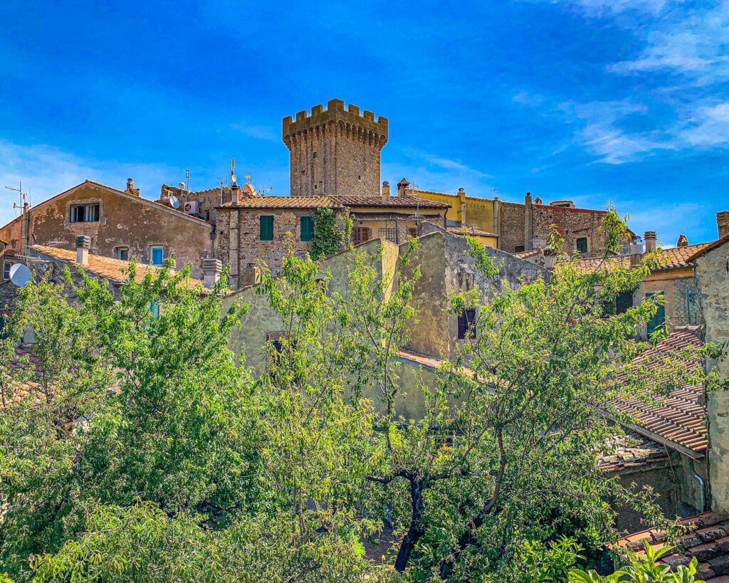 Capalbio. Il balcone della Maremma. Capalbio. Viaggio on the road nella maremma tosco laziale.