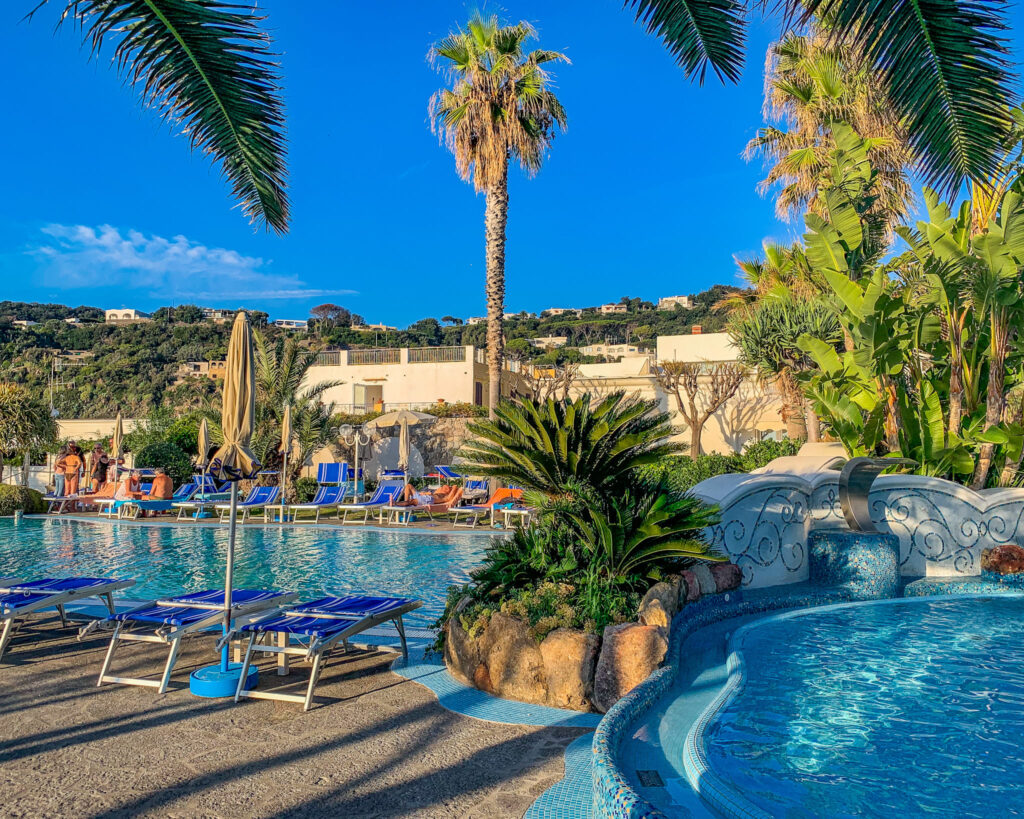 Dove dormire a Ischia. Hotel Tritone a Forio