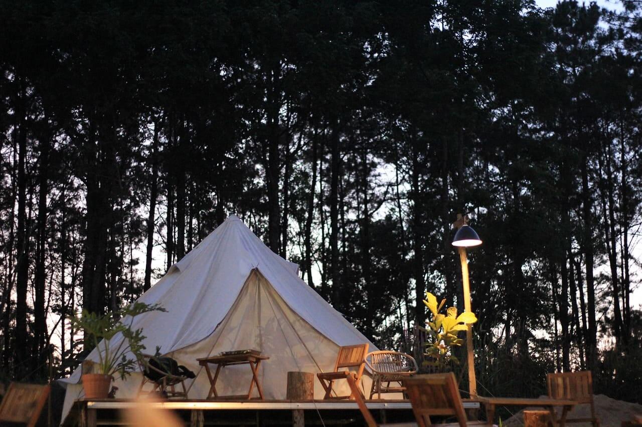 Tende per glamping. Design e comfort nella Natura