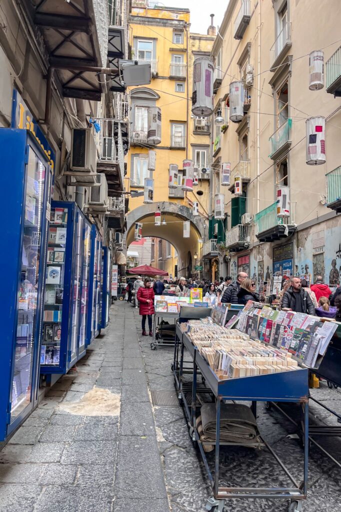 Via San Biagio dei Librai a Napoli