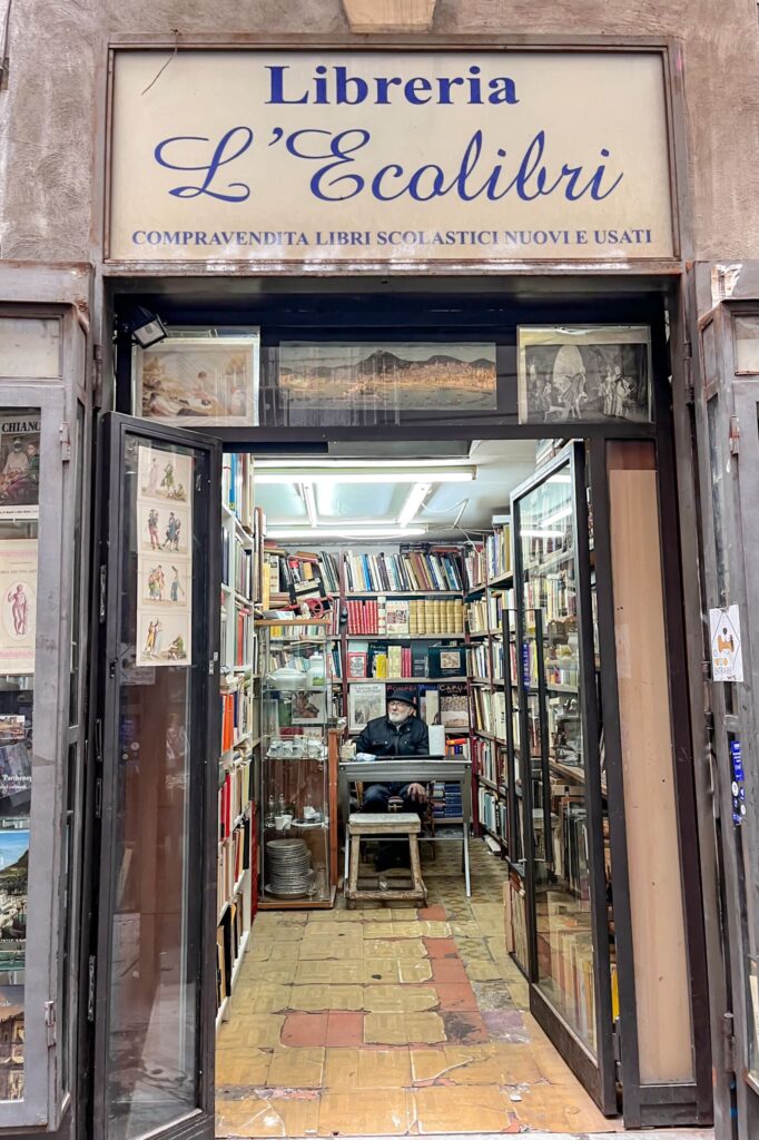 Via San Biagio dei Librai a Napoli