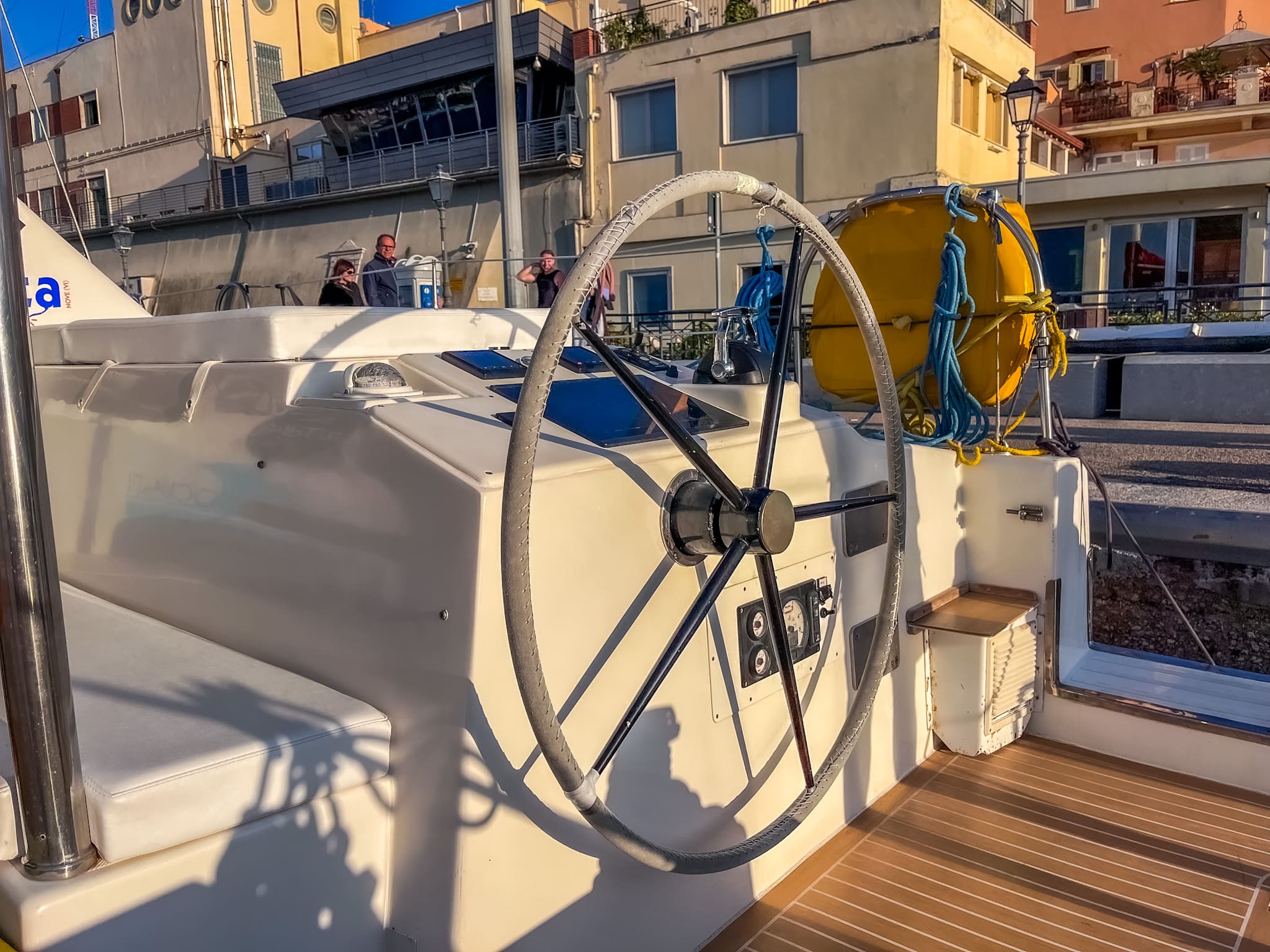 Lo Spirito di Stella: il catamarano che solca i mari dell'inclusione
