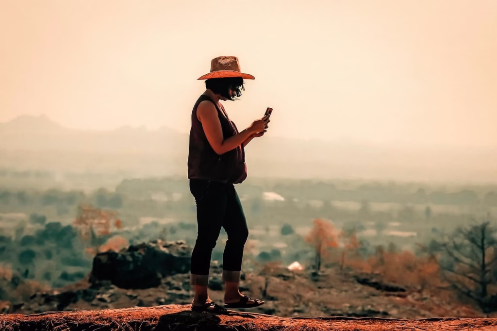 eSIM per viaggiare Holafly. La soluzione più conveniente per avere internet all’estero eSIM per viaggiare Holafly. La soluzione più conveniente per avere internet all’estero